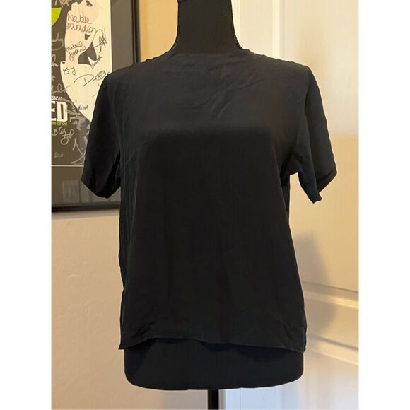 Anna And Frank Tops - Anna & Frank black 100% silk blouse